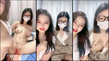 The big breasts and big ass sensual beauty and her sister are showing off the sister's steamed bun pussy, which is super pink and tender. The stacked Arhats are spread apart. Close-up is extremely lewd.