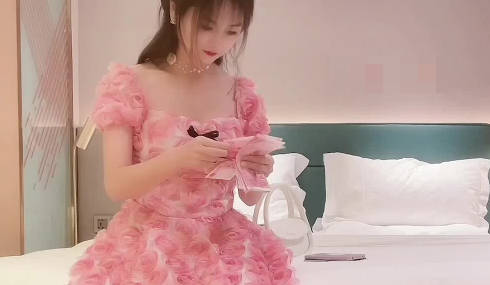 Xingba Original・The female owner of the clothing store was fucked-Li Xunhuan