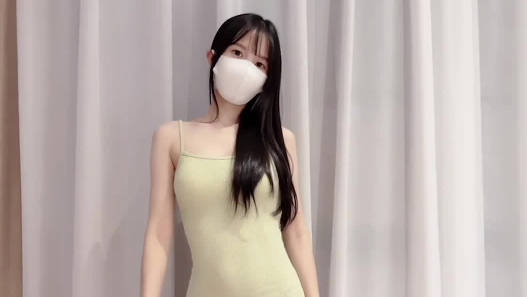 Lolita Club. A passionate exchange between a top online celebrity and a top offline celebrity - Pink Lover