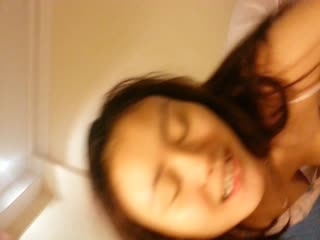 1080P high-definition domestic slutty wife dances and takes selfies with a good figure. She twists her body in a very coquettish way and then gets a blowjob. It's really exciting!