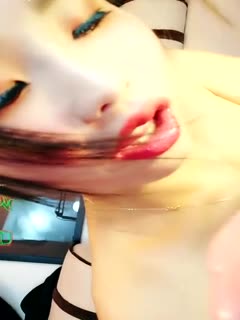 [Drinking urine] Very coquettish bitch close-up drinking urethra props bursting anus drip wax