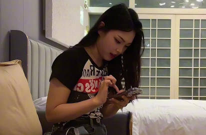 Xingba original. Made a date with a beautiful young girl - Yin Zhiping