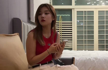Xingba original. I made a date with a fair-skinned and beautiful college student-Yin Zhiping