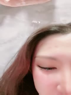 Internet celebrity girl, close-up of fat abalone, vibrator masturbation, very clean, close-up of micro-movement details, black silk big ass, hand-spreading beautiful abalone Episode 02