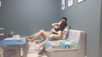 [Little Fox Entertainment] A slutty girl in black fishnet stockings spreads her legs and rubs her pussy, lifts up her skirt and holds hands to fuck her big ass in front of the camera