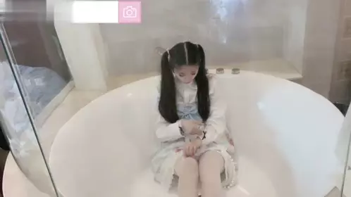 Siyu goddess Lolita costume footjob cumshot 1