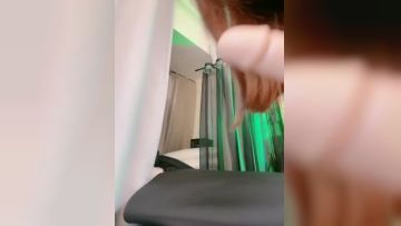 Sexy beauty with big breasts and big ass! Violent masturbation with voluptuous body! Thick fake cock is inserted into the anus, the fat lips and pussy are wet, extremely slutty little slut Episode 02