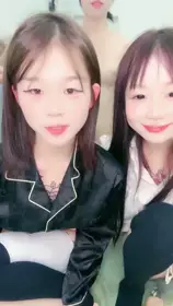 ❤️❤️【Ke Ni Jiang】Just became an adult and went to the sea! 3 little white tigers~playing with pussy~girl fucking~looking for a man to play 3P
