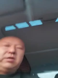[Selfie car shock] A beautiful lady has a good outdoor car shock, oral sex and sex, very tempting_303222965!