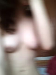 The shy and beautiful fair-skinned girl shows her face and eats a big cock in the house and gets cummed in the mouth in high-definition Chinese dialogue!