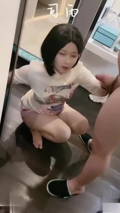Slutty schoolgirl, top-notch internet celebrity, schoolgirl, slutty contrast bitch ▌Si Yu ▌Cheongsam lustful woman toys pierce the pink vagina from front and back, cock clamps and shoots at her face, how long has it been since I shot so much sperm_HD