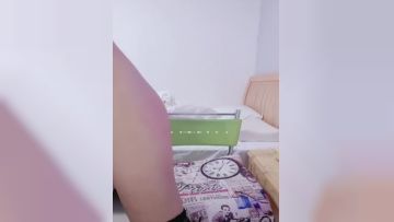 Late at night, a beautiful young woman and her fuck buddy have a passionate sex, with a sexy body and a sexy leopard print lingerie, a beautiful white tiger pussy