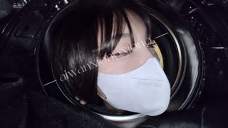The long-legged black silk senior sister was pushed down by the long-planned junior brother and fucked in the washing machine. She looked cool and honest after the insertion
