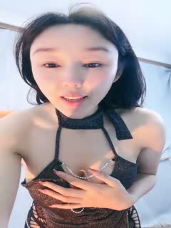 People's wives and young women show their faces and sex outfits to tempt wolf friends, and they are constantly showing their amorous feelings and charming big shows live (1)