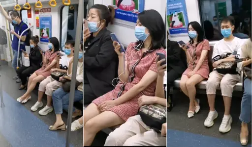 @ 20205994050 users upload: with the bottom of the beautiful young woman skirt bottom