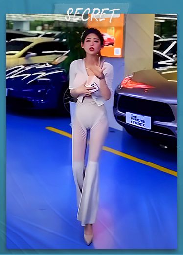Shake the sound of live car sales rolled out of the sky second-hand car dealers looking for beautiful anchor wipe edge live full SAO force outline clearly visible hxo