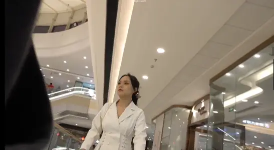 @ 20208025299 User Upload: Shopping Mall Copy Bottom Beautiful Young Woman Skirt Bottom