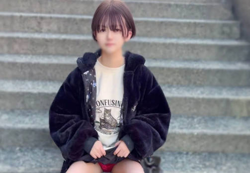 FC2PPV-4656911 149cm tall Dapper works as a police officer from April