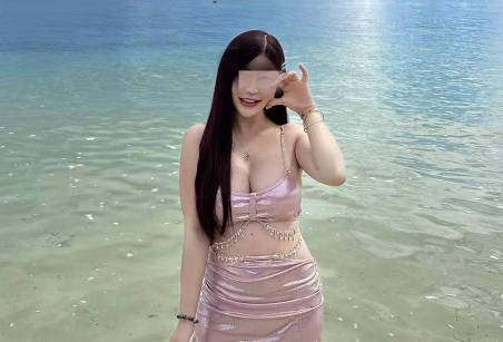 Traveling to Fiji with my sister