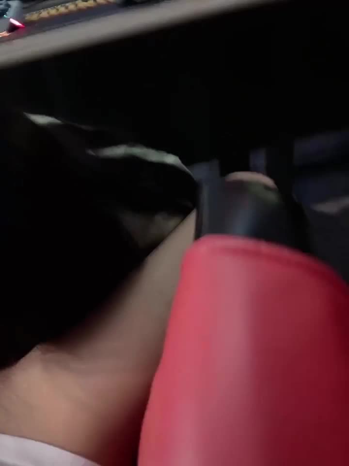 Unit Leadership Hotel Hidden Rules The new beauty intern plays with her young abalone in various postures