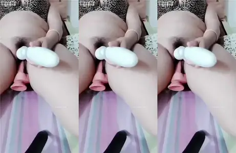 The bell giant milk ripe female likes to eat big peach masturbation welfare 1V1 naked chat video leak