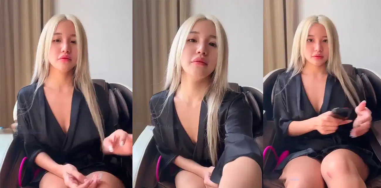 Taiwan Sexy Net Red [Mspuiyi] Paid Masturbation Video Outflows, Props Inserting Cave