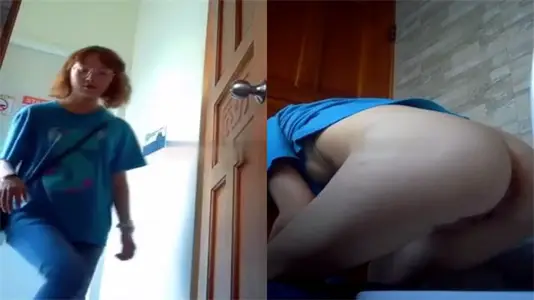 The best toilet beat out! Women squatting on the toilet, legs wide open, private parts exposed at a glance!